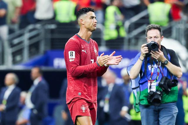 «Antes de Ronaldo, Portugal tinha zero títulos», diz… Ronaldo