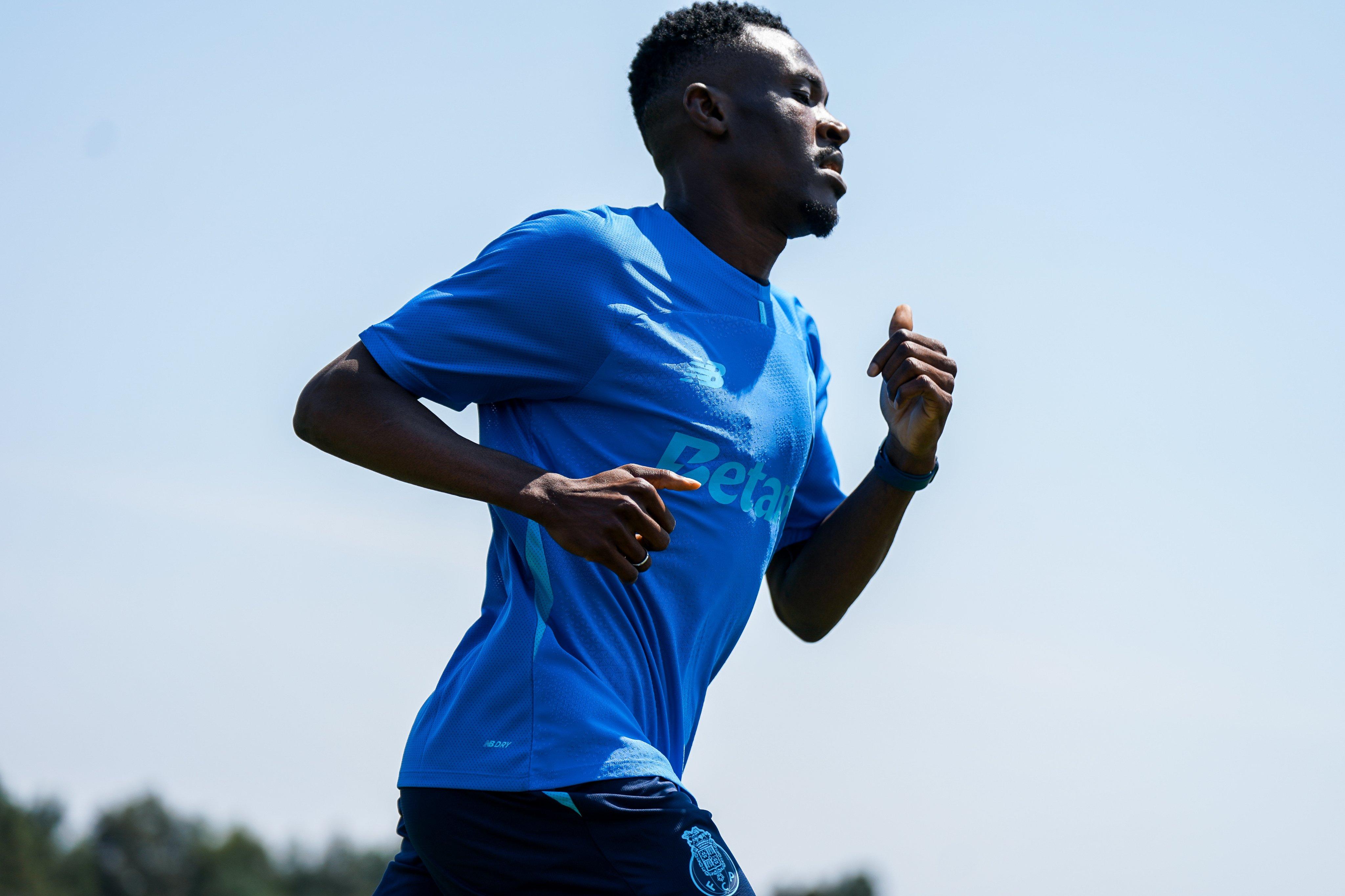 Zaidu a dar o litro — Foto: FC Porto
