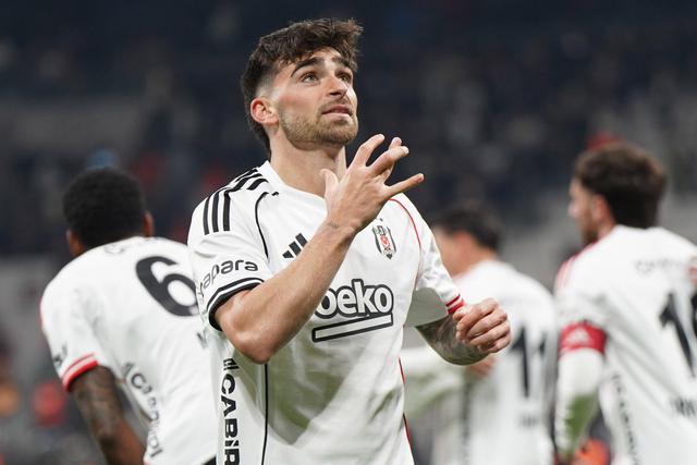 Mercado: por pouco não foi reforço do Sporting e agora vai para o Olympiakos