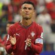 Ronaldo a chorar no final do jogo com Espanha. Foto: EPA/CHRISTOPHER NEUNDORF