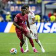 Nélson Semedo em duelo com Lamine Yamal