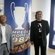 Juary e Madjer, dois autores dos golos do FC Porto na final de Viena, em 1987 - Foto: A BOLA