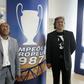 Juary e Madjer, dois autores dos golos do FC Porto na final de Viena, em 1987 - Foto: A BOLA