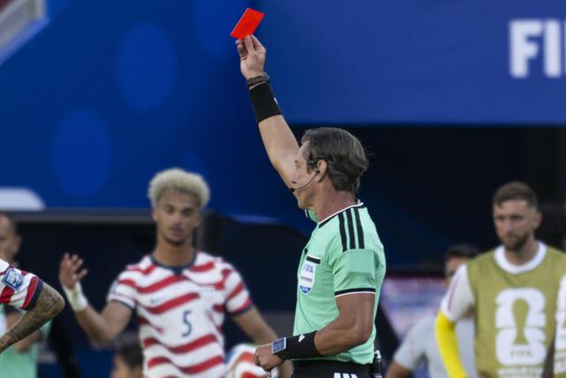 Raphael Claus, árbitro brasileiro do Estados Unidos-Bósnia nos 16 avos do Mundial 2026