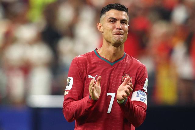 Ronaldo em lágrimas