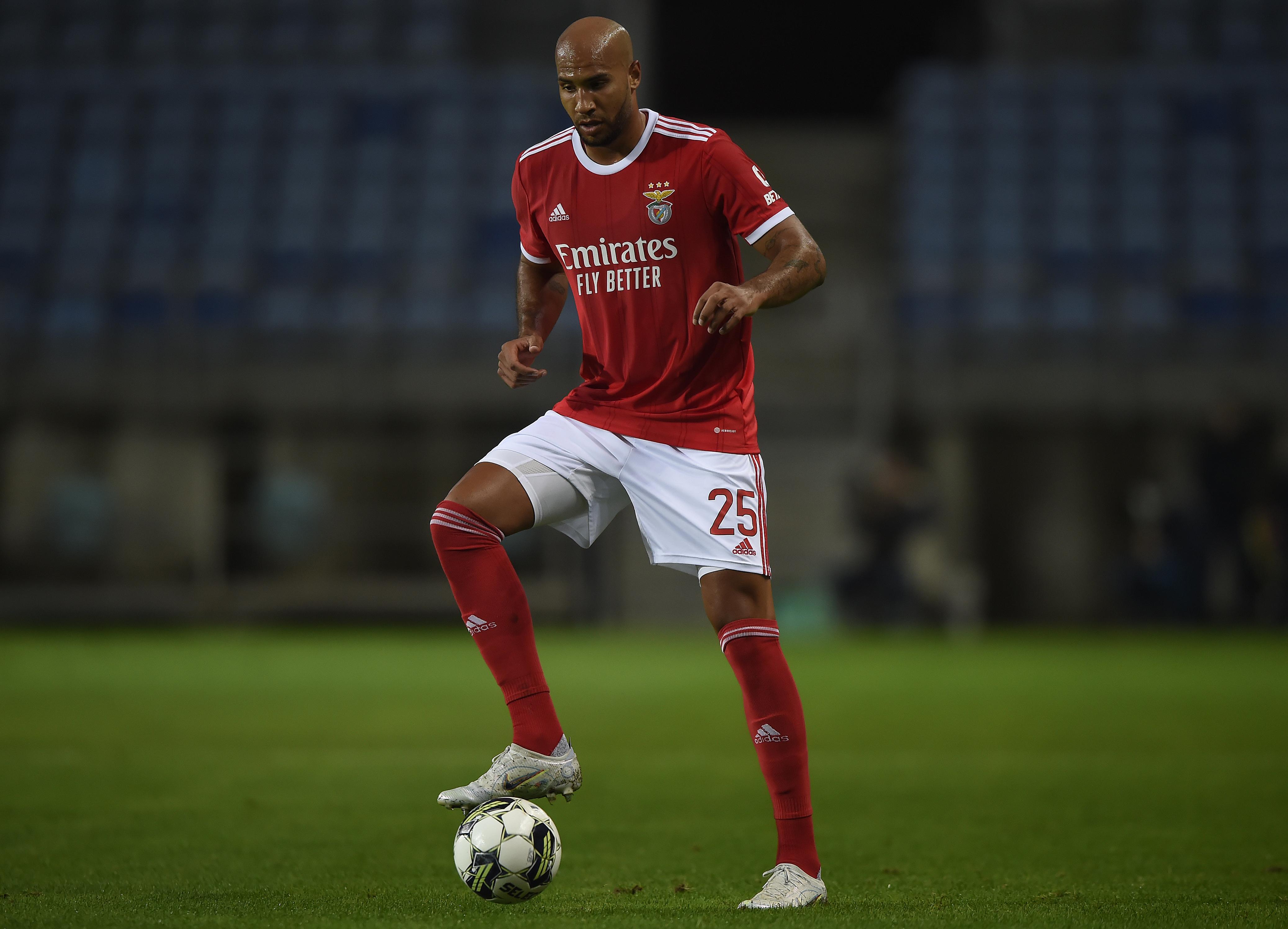 John Brooks, central norte-americano, chegou ao Benfica em  2022/2023, proveniente do Wolfsburgo. Fez cinco jogos pelas águias e na segunda metade da temporada saiu rumo ao Hoffenheim - Foto: A BOLA/André Alves