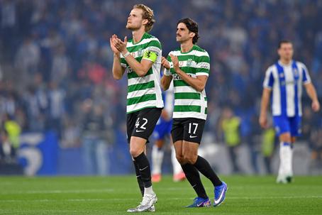 Morten Hjulmand tem contrato até 2028 e Francisco Trincão até 2030 mas saem mais cedo - Foto: IMAGO