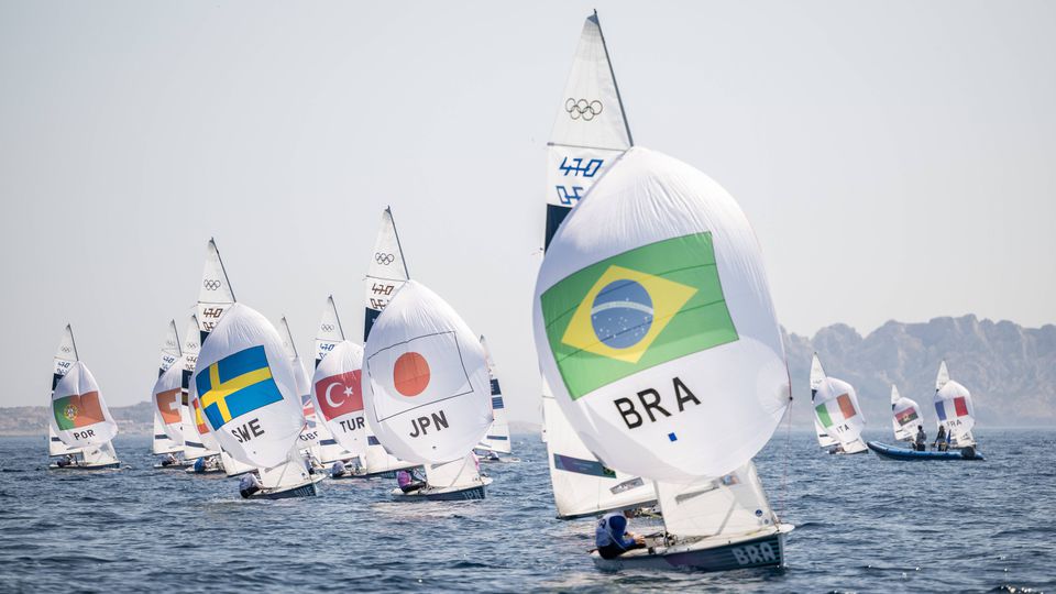 Vela: Diogo Costa e Carolina João vão lutar pelas medalhas