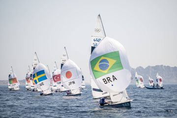 Vela: Diogo Costa e Carolina João vão lutar pelas medalhas