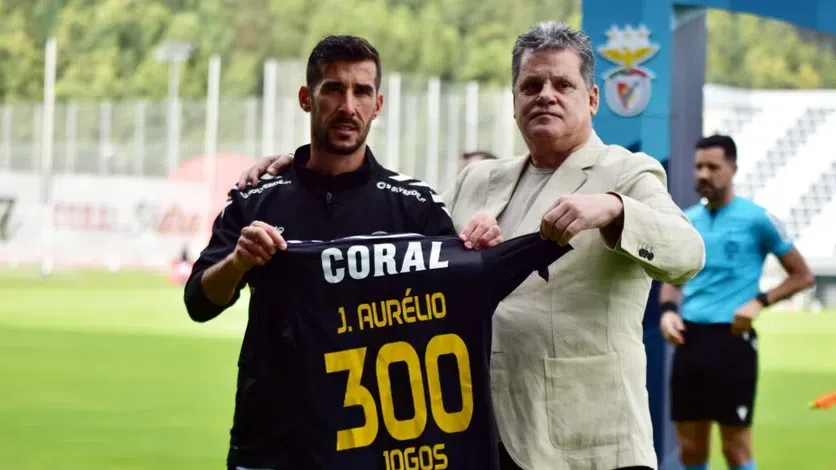 Nacional: João Aurélio falha estreia na Liga