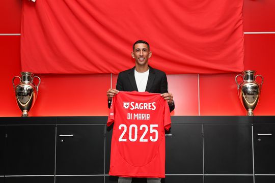 Oficial: Di María renova pelo Benfica