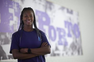 Erika Mercado reforça o FC Porto