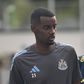 Alexander Isak foi chamado à parte para se apresentar no centro de treinos Foto: IMAGO