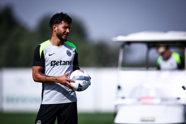 Luis Suárez já regressou à Academia de Alcochete - Foto: SPORTING CP