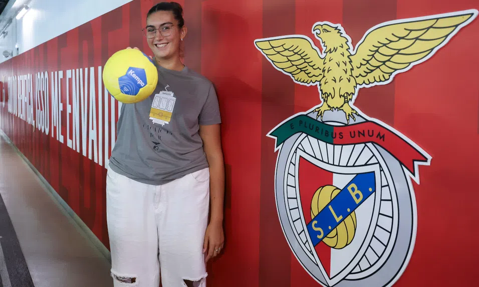 Benfica blinda baliza com Cabrini