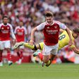 Arsenal perde na estreia a titular de Gyokeres