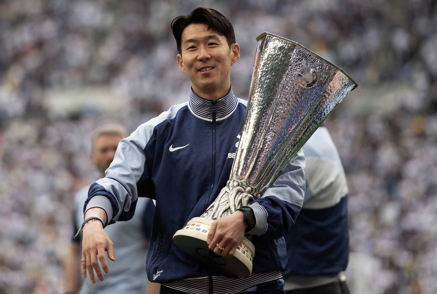 Son Heung-min na conquista da Liga Europa da época passada
Foto: IMAGO