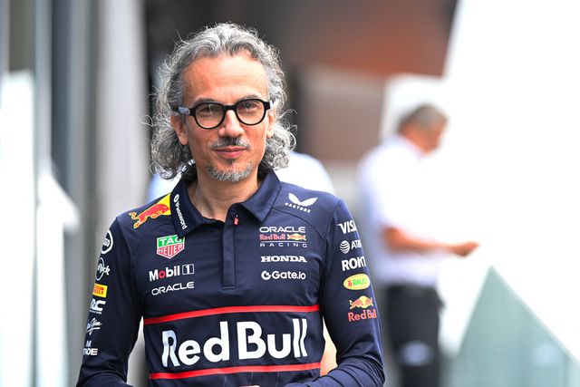 Depois de fim de semana 'catastrófico', Red Bull responde a Verstappen