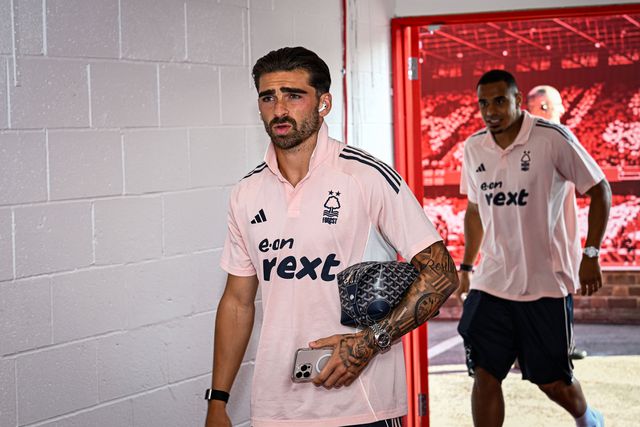 Liga divulga últimos inscritos... sem Jota Silva