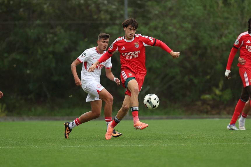 Gil Neves