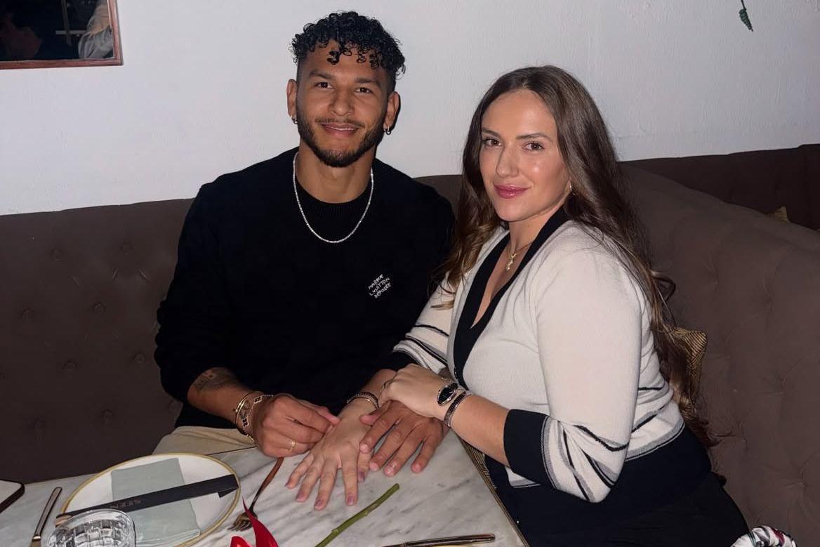 Luis Suárez acompanhado pela mulher, Carolina Rubia - Foto: Instagram/Luis Suárez