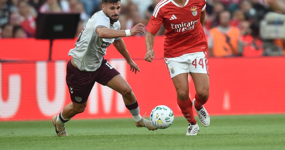 benfica - hearts — A Bola