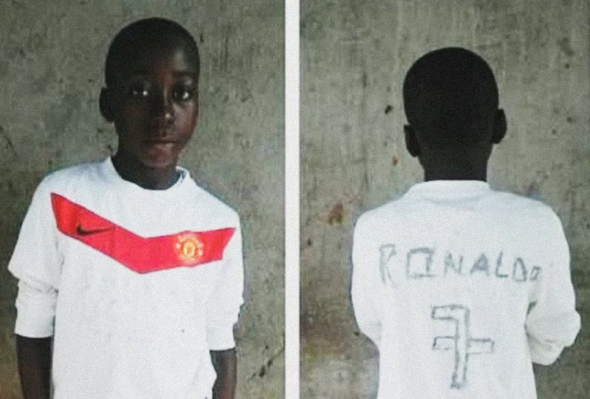 A t-shirt improvisada de Ronaldo feita por Diomande (D.R)