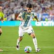 Thiago Almada com a camisola da Argentina