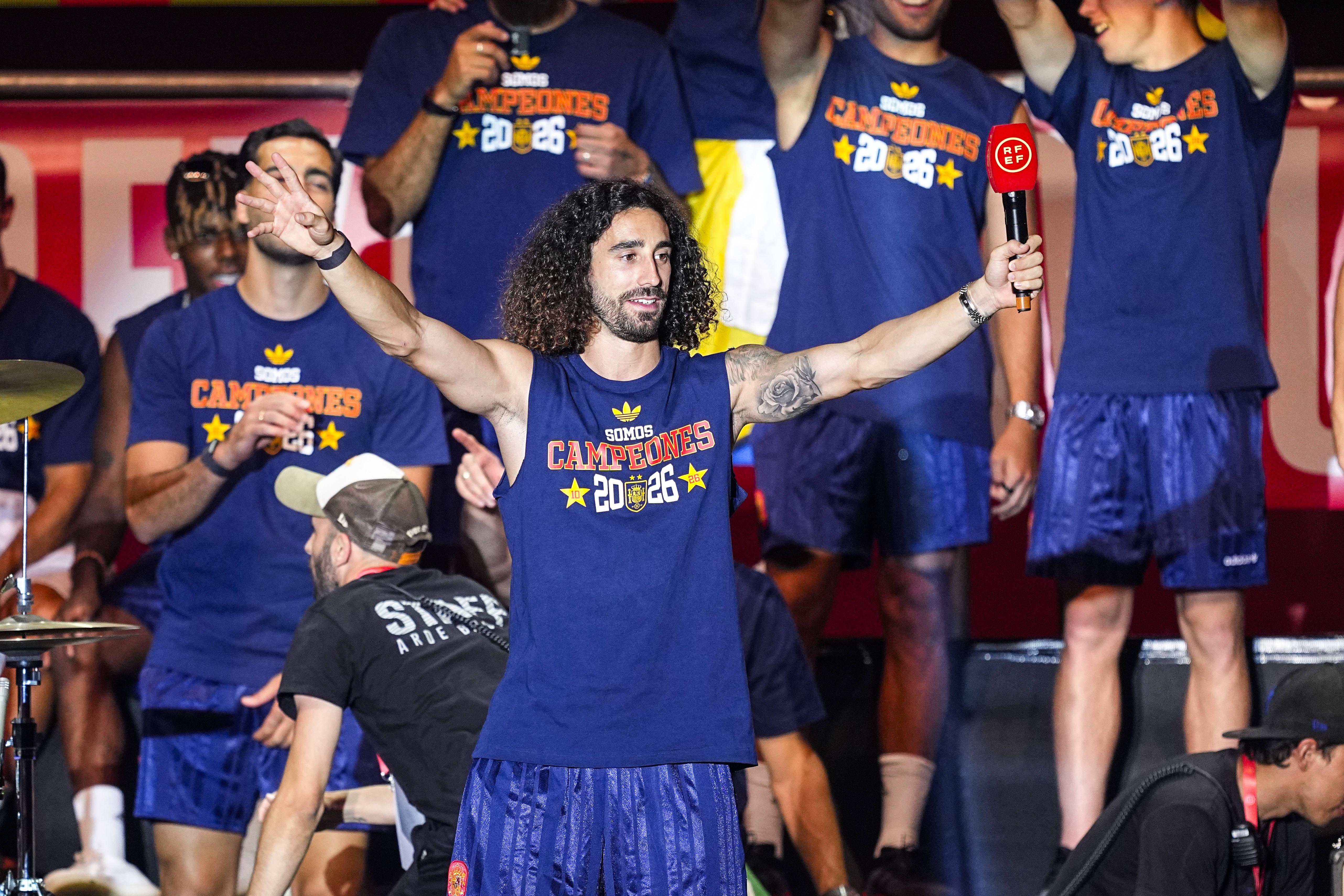 13 - Cucurella custou €55 M e chegou do Chelsea neste verão. Negócio pode alcançar os €60 M