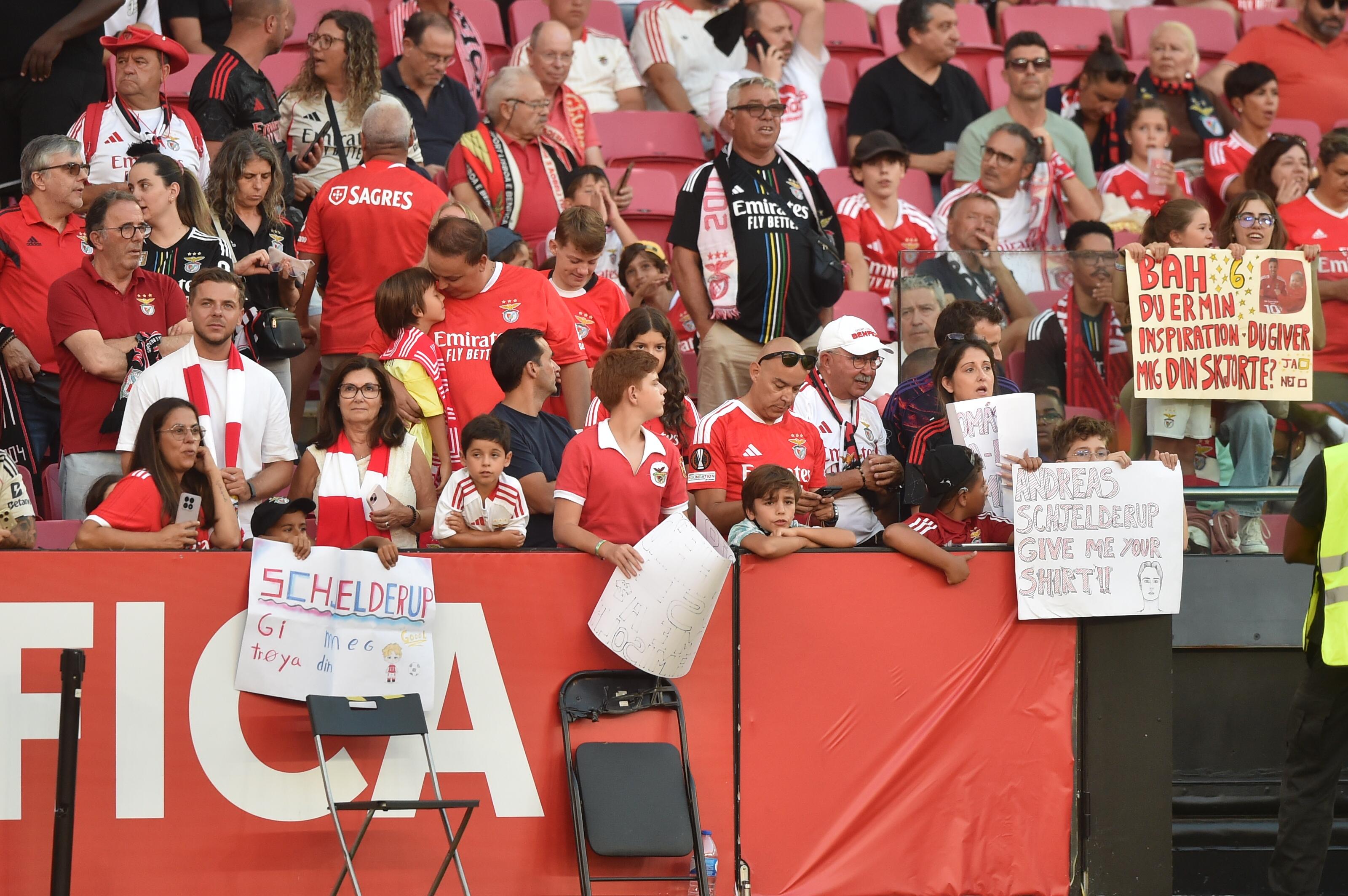 Adeptos do Benfica no Estádio da Luz - Foto: Miguel Nunes