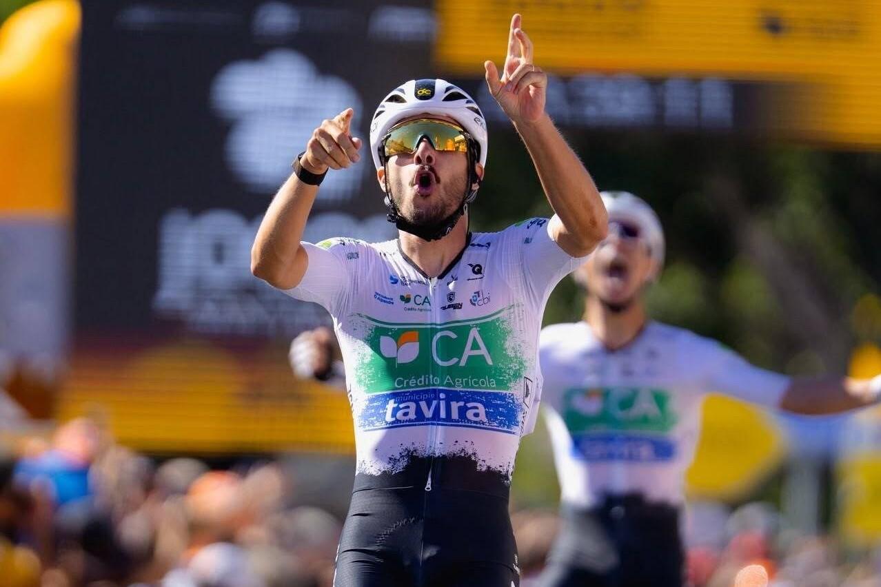 Francisco Campos (Tavira) vencedor da 1.ª etapa da Volta a Portugal 2026