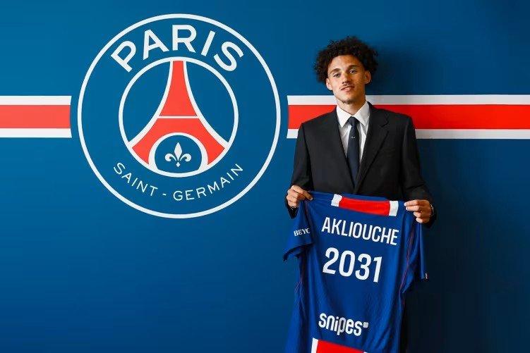 O PSG pagou 50 milhões de euros ao Mónaco por Maghnes Akliouche