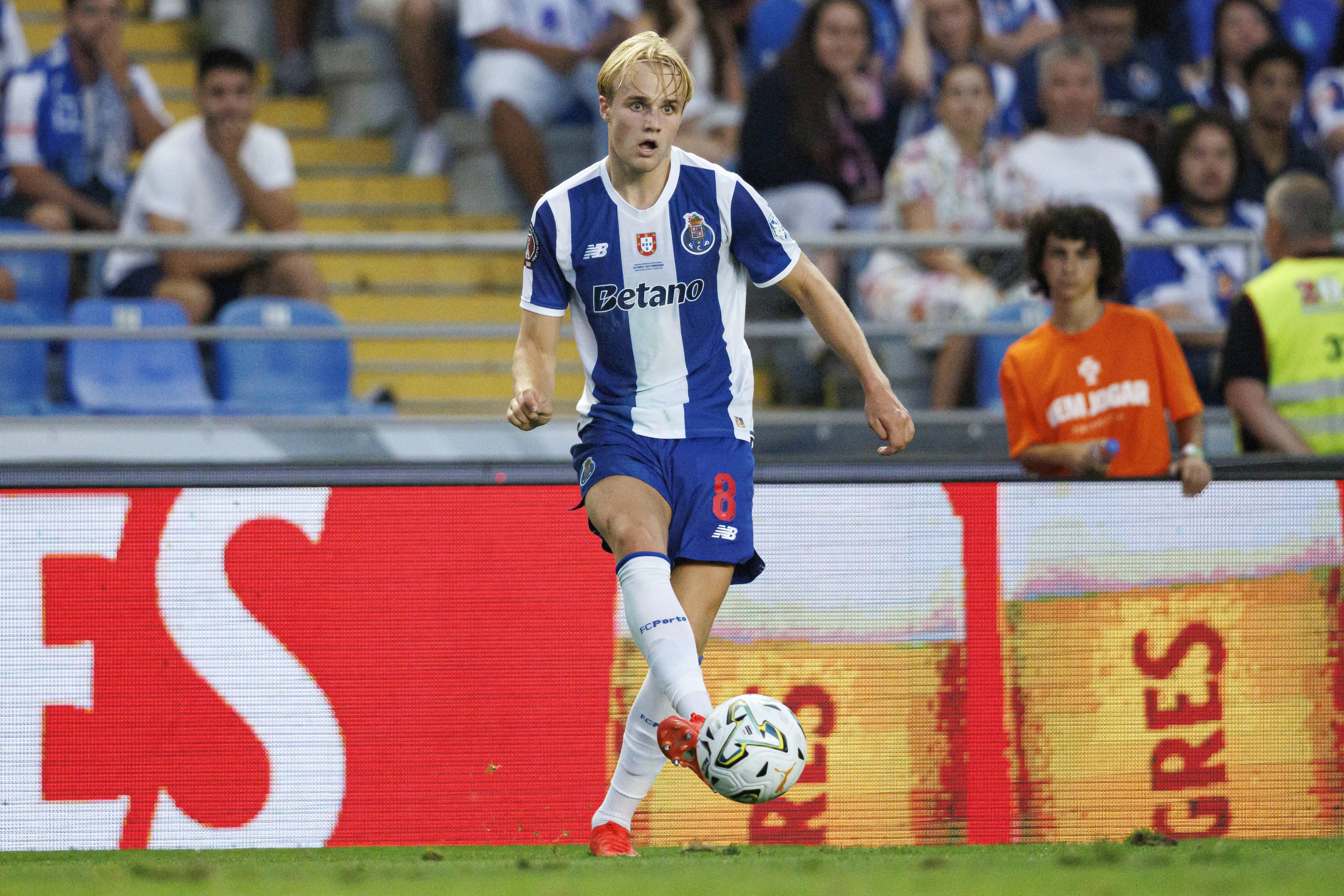 Froholdt focado no FC Porto: Foto: IMAGO