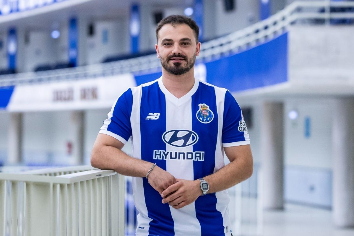 Óscar Santos reforça azuis e brancos - Foto: FC Porto