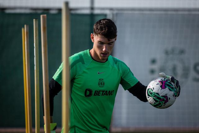 Franco Israel: «Espero ter continuidade no Sporting»