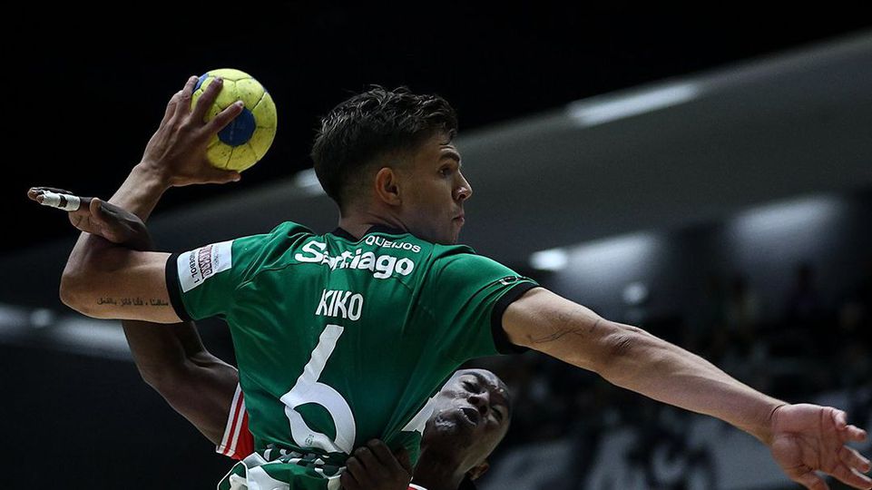 Sporting superioriza-se ao Benfica no dérbi