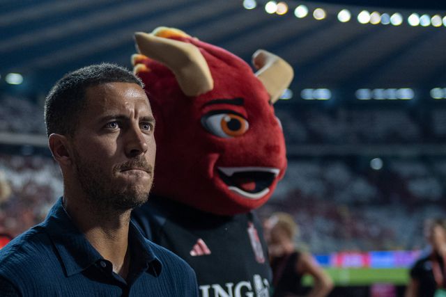 Hazard admite terminar a carreira: «É altura de beber umas cervejas...»