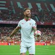 Sergio Ramos chorou compulsivamente no regresso ao Sánchez-Pizjuán
