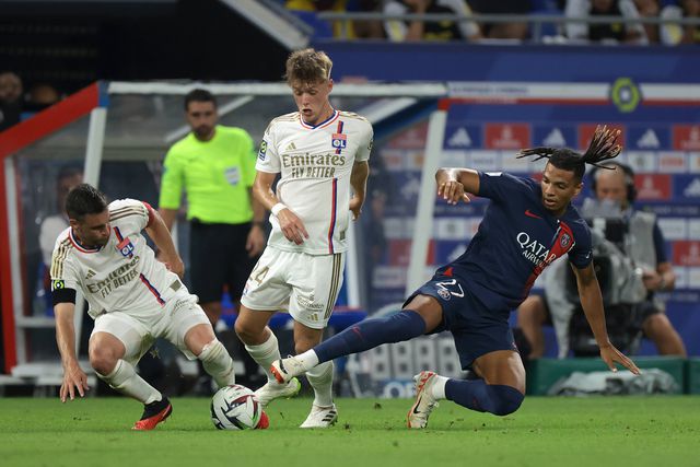 Ex-Benfica fora dos inscritos para a Liga dos Campeões