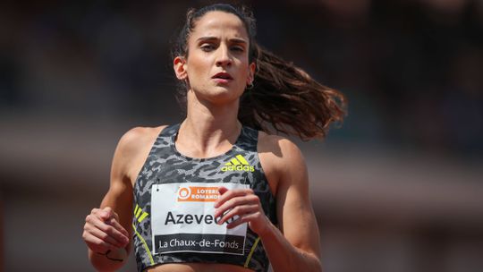 Cátia Azevedo 5.ª em Itália