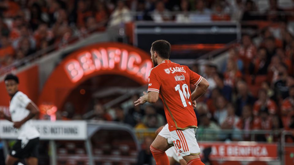 Contas da Benfica SAD: ativo aumenta, passivo também