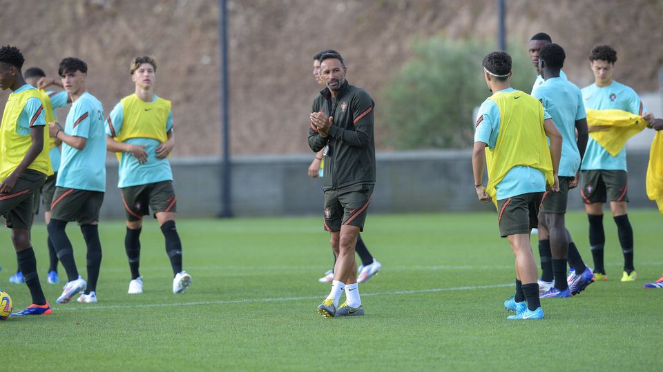 Seleção portuguesa sub-17 perde duelo ibérico