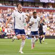 Declan Rice a celebrar o seu sexto golo por Inglaterra
