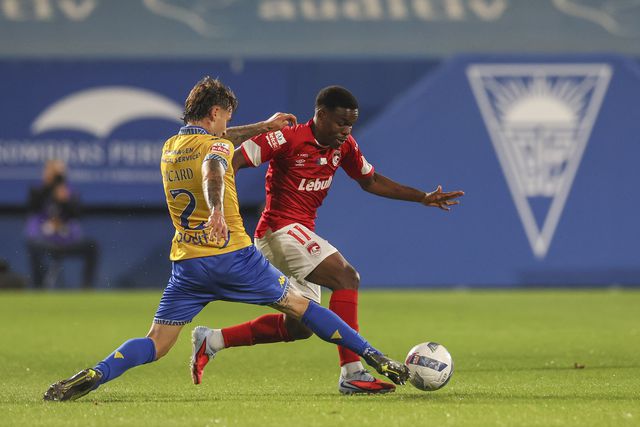 Açorianos estão em vantagem sobre o emblema da Linha (Foto: Manuel de Almeida/LUSA)