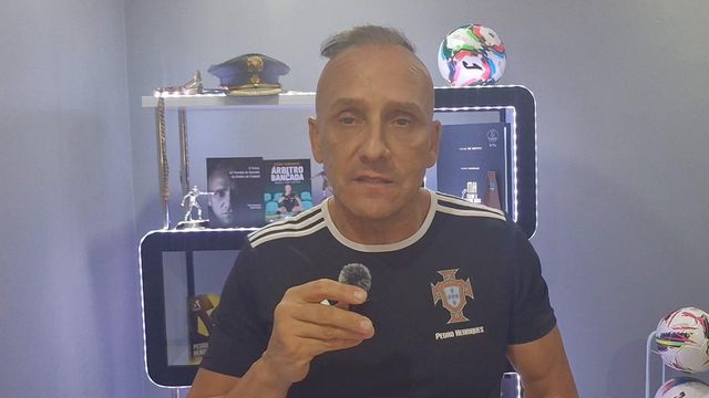 Devia o segundo golo de João Félix ter sido anulado?