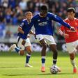 Bomba no último suspiro dá um ponto ao Everton e tira dois ao Man. United