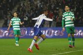 Tello festeja golo apontado em clássico - Foto: A BOLA