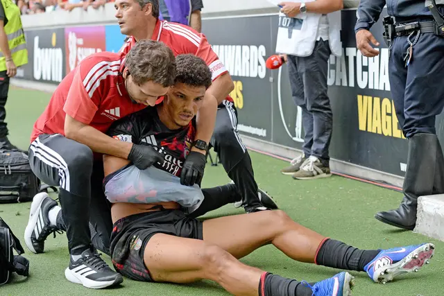 Alexander Bah, lateral-direito do Benfica (foto: Hélder Santos)