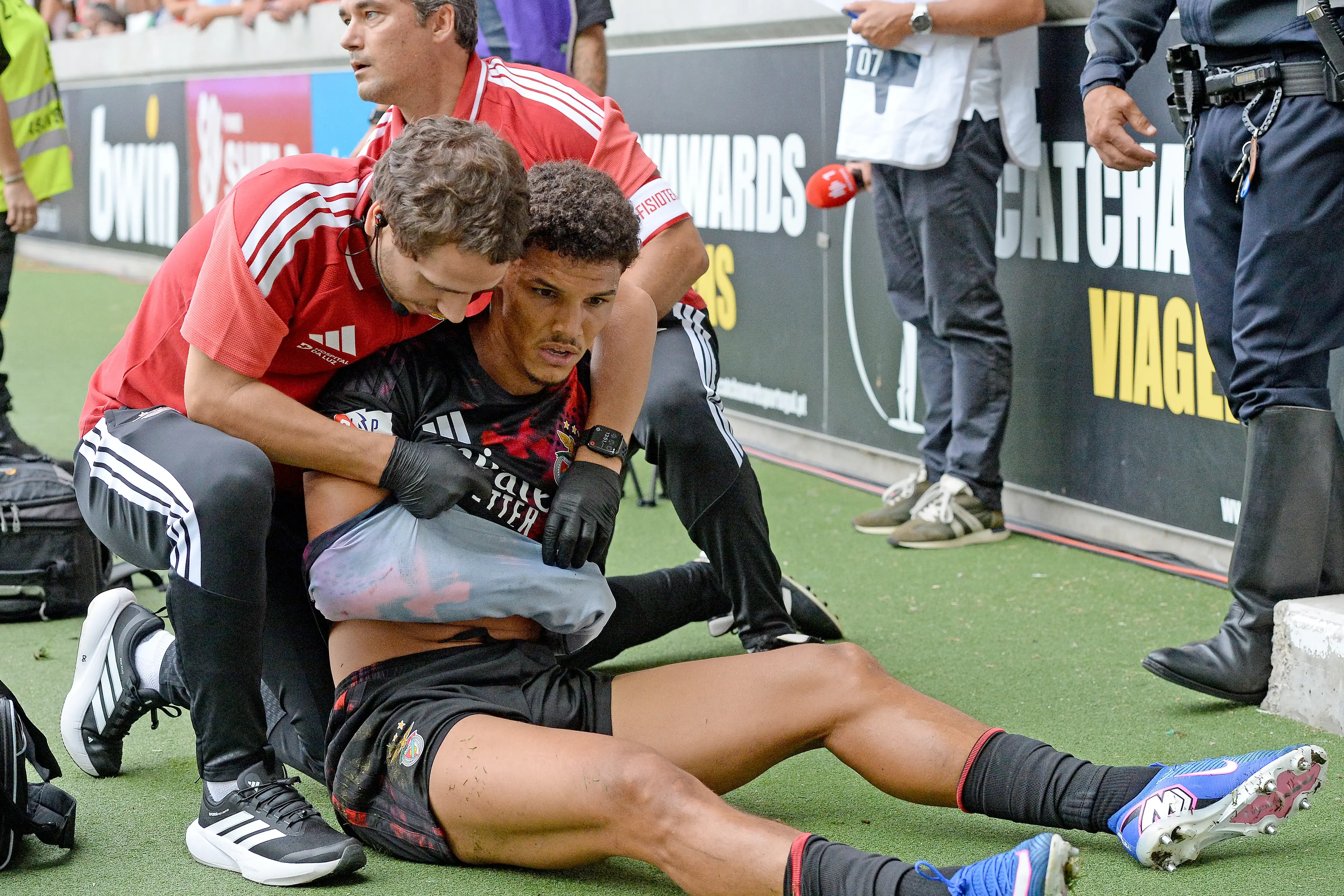 Alexander Bah, lateral-direito do Benfica (foto: Hélder Santos)