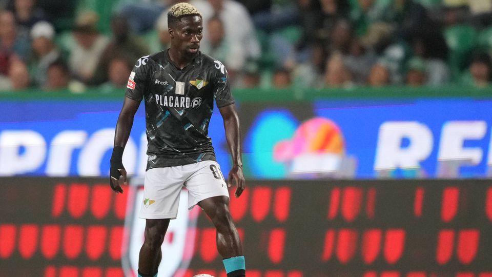 Moreirense: Ofori e Castro à espreita de oportunidade